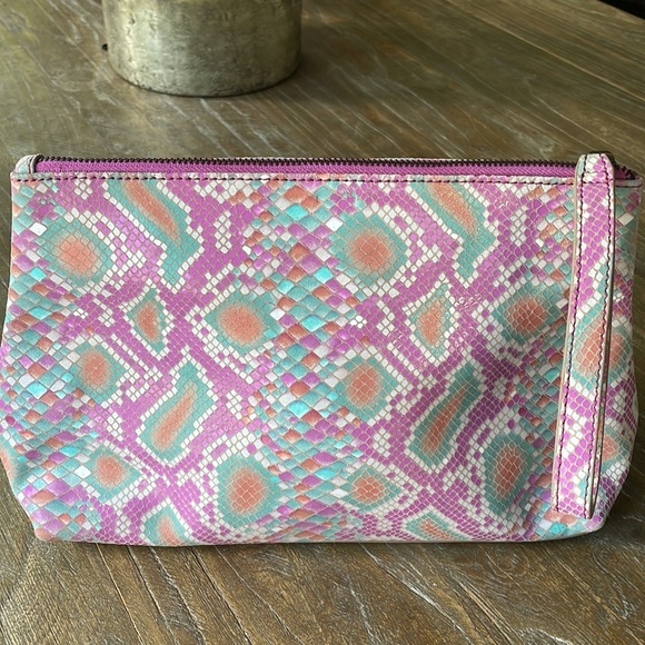 Anthropologie Merritt Snake-Printed Wristlet Pink - Picture 3 of 11